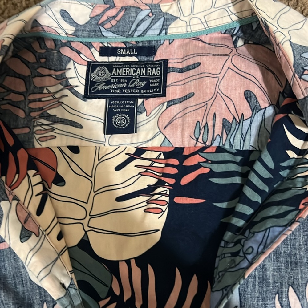 American Rag shirt - Picture 2 of 4